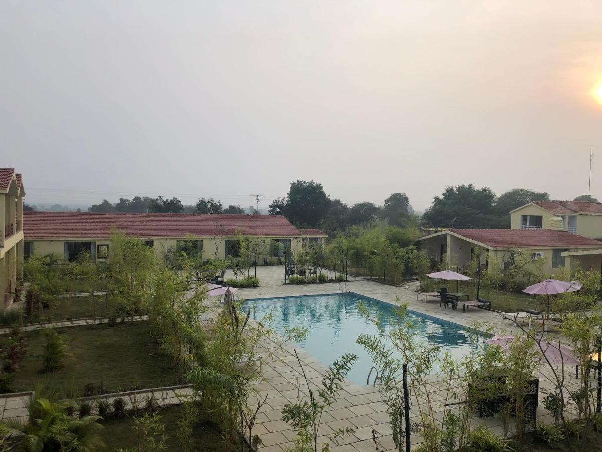 7 Tigers Resort Tadoba Kolāra Buitenkant foto